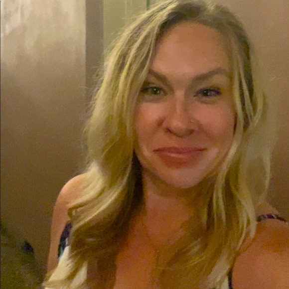 Meet your Posher, Honey. - Picture 1 of 1